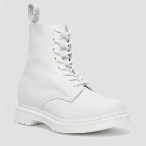 DR. MARTENS 1460 WOMEN'S MONO LACE UP BOOTS